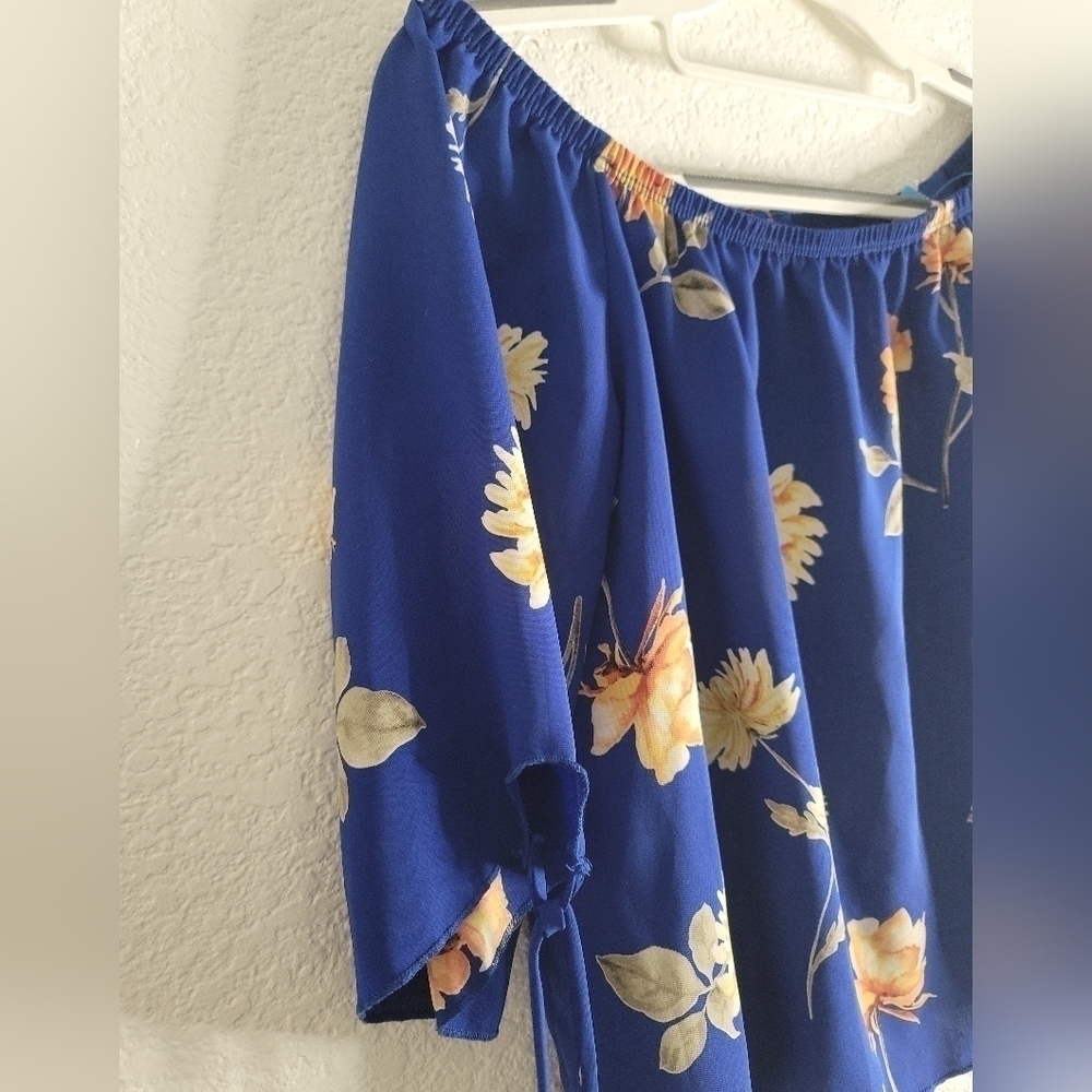 Olive Tree-Off-the-shoulder Cropped-M - Picture 2 of 8